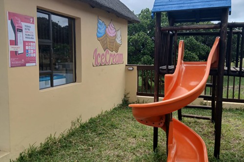 The Drunken Clam - Playground Area April 2025 (2)