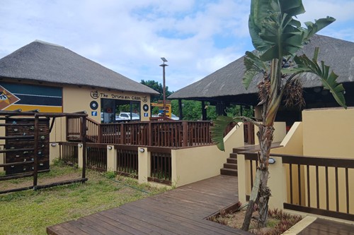 The Drunken Clam Ponta Malongane April 2025 (5)